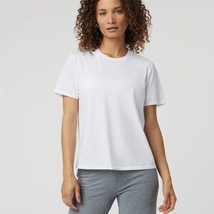Vuori Women's White Short Sleeve Tee
